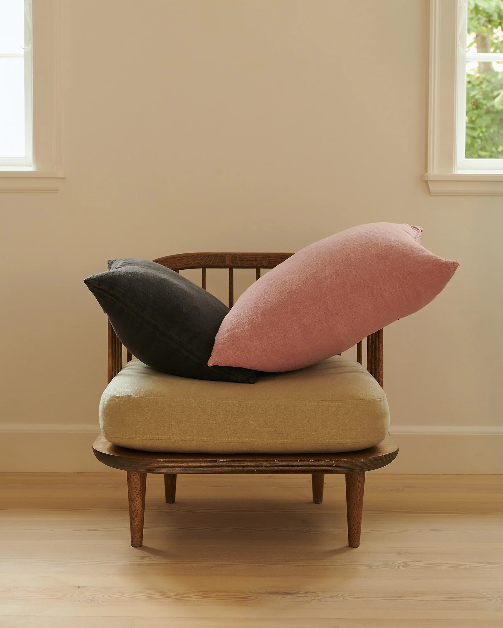 Big Linen - Blush Cushion - Image 2