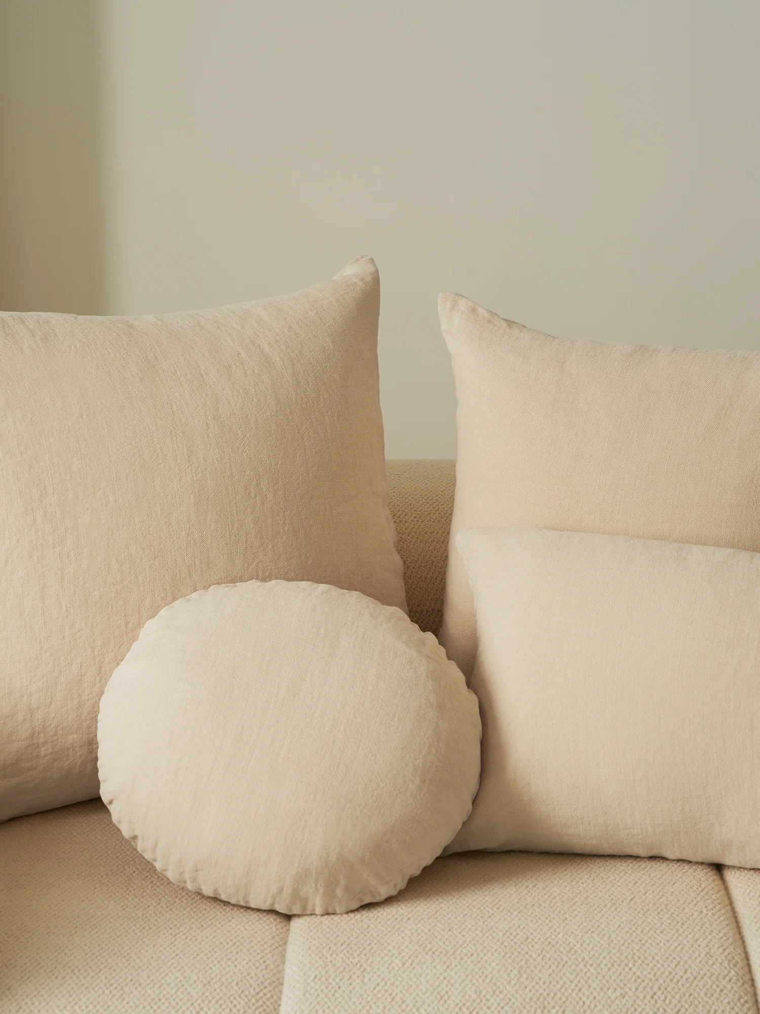 Big Linen - Oat Cushion - Image 2