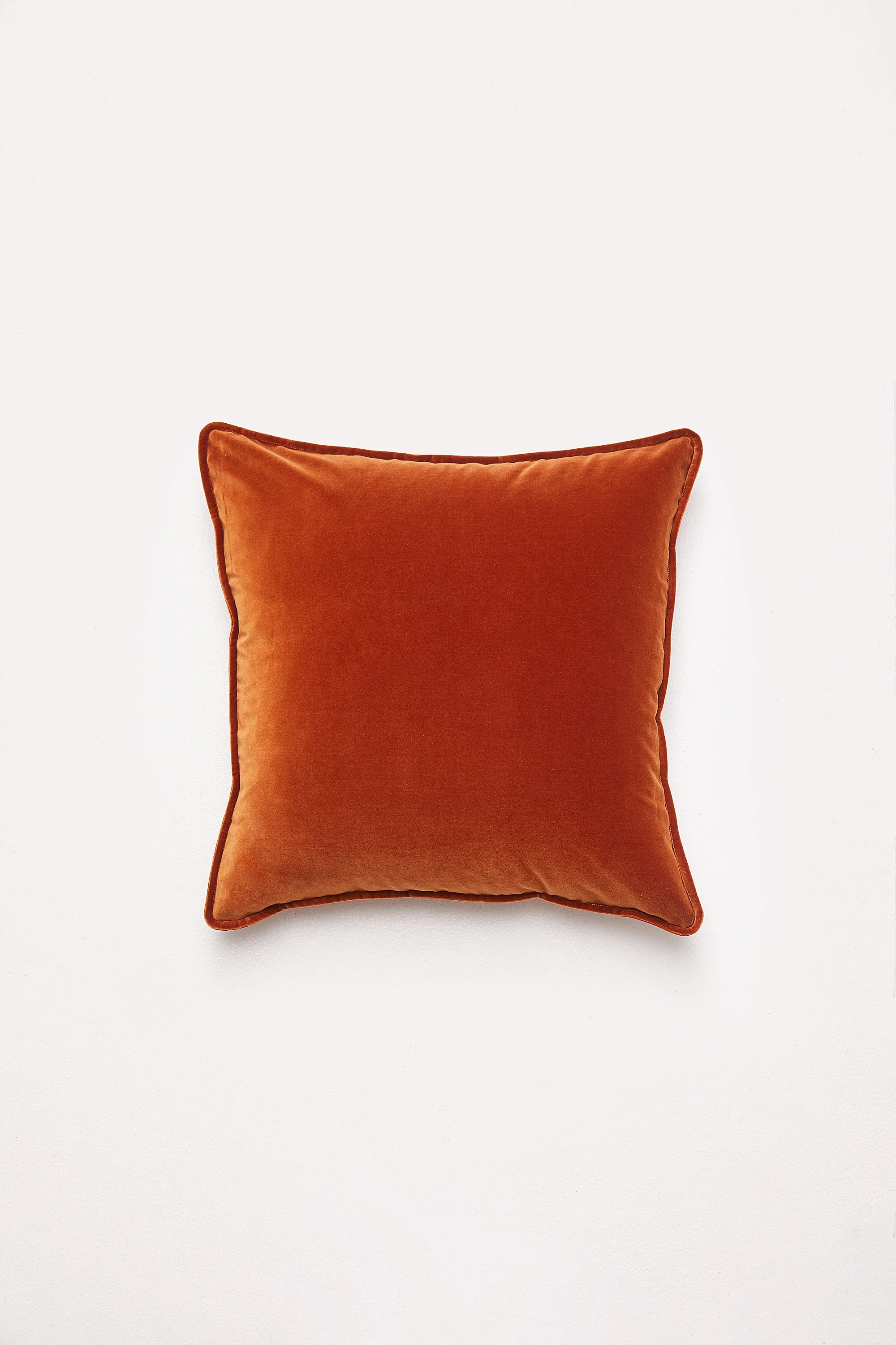 Big Velvet - Toffee Cushion - Image 5