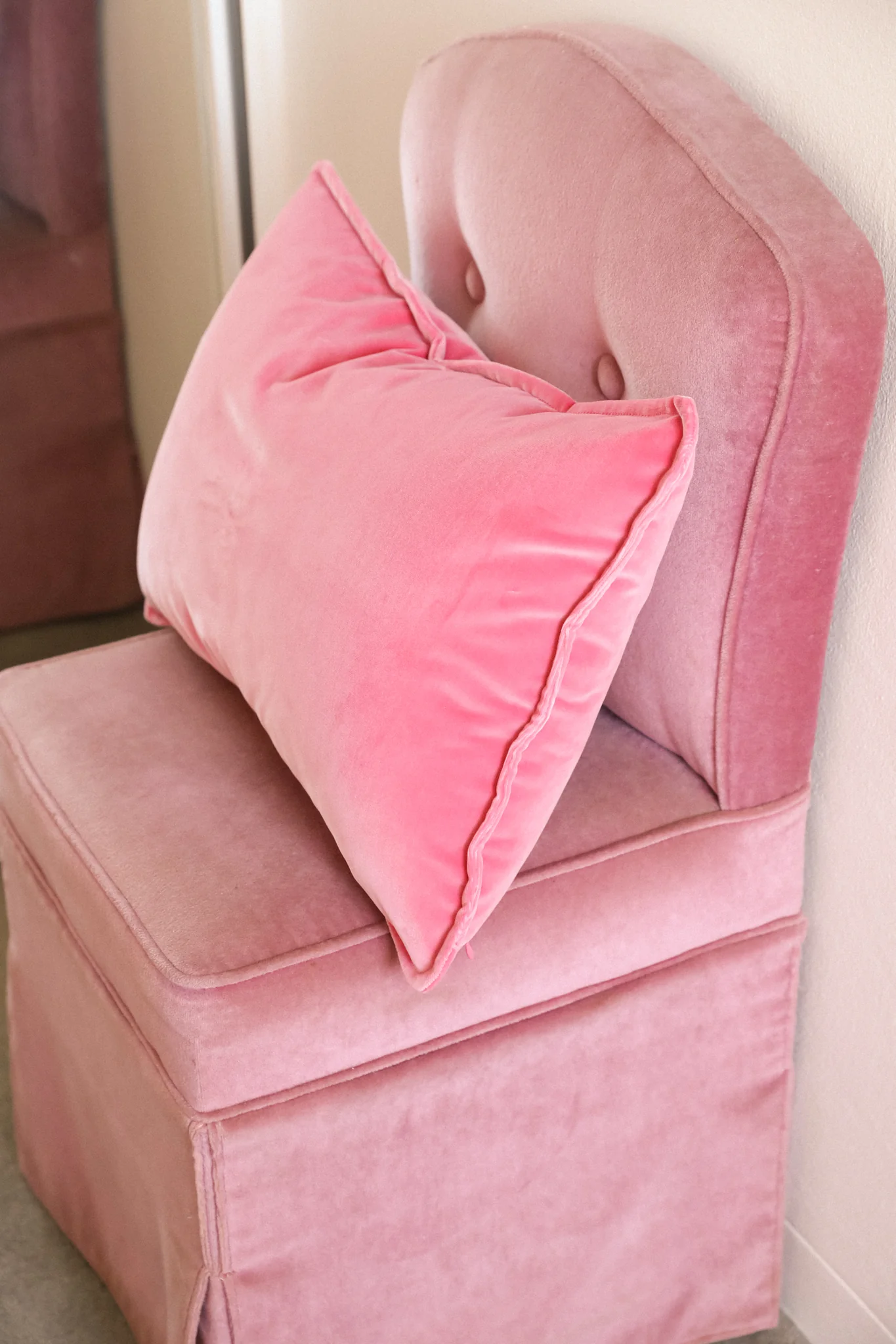 Lumbar Velvet - Bubblegum Cushion - Image 3