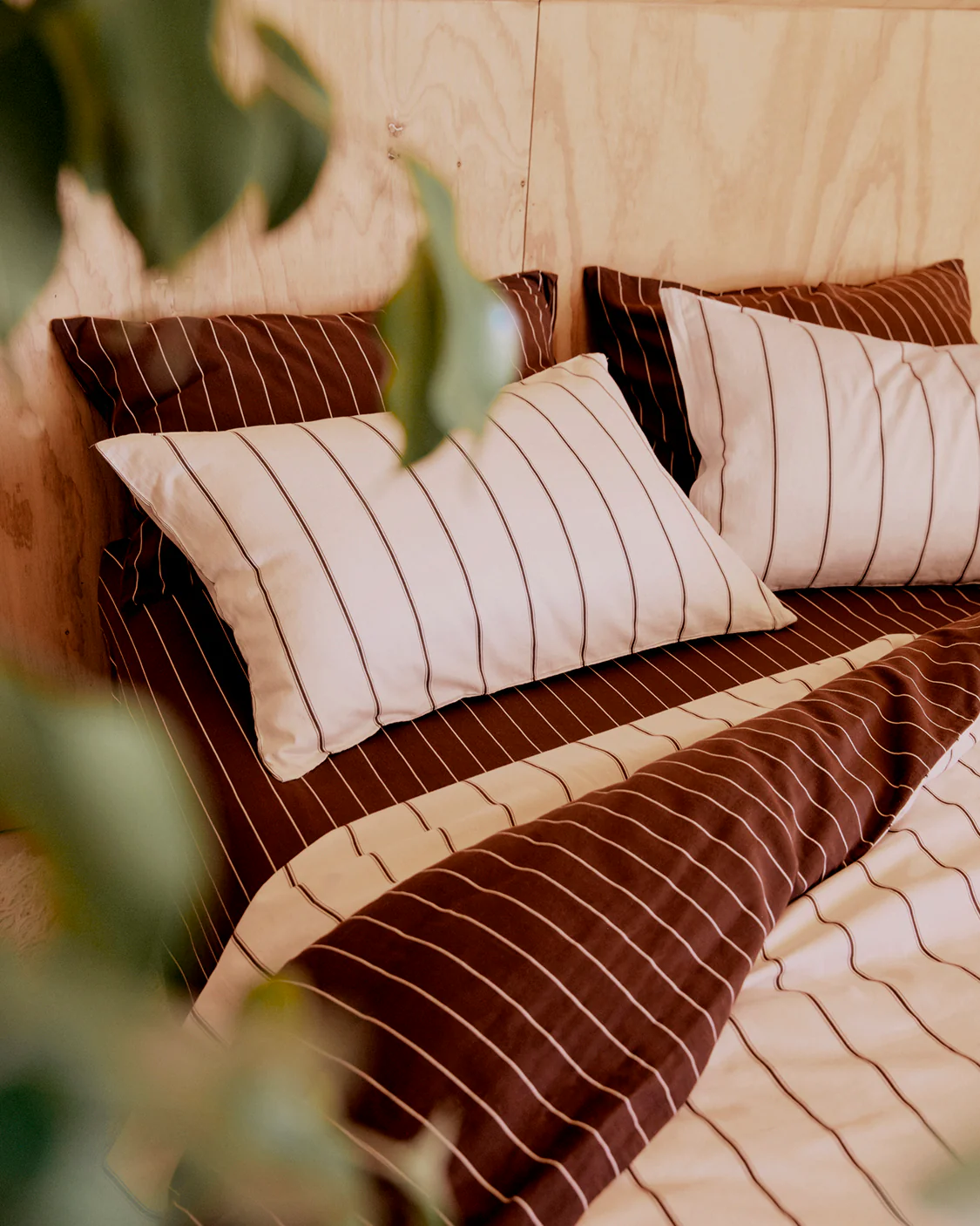 Quilt Cover - Vanilla / Mahogany - Image 2